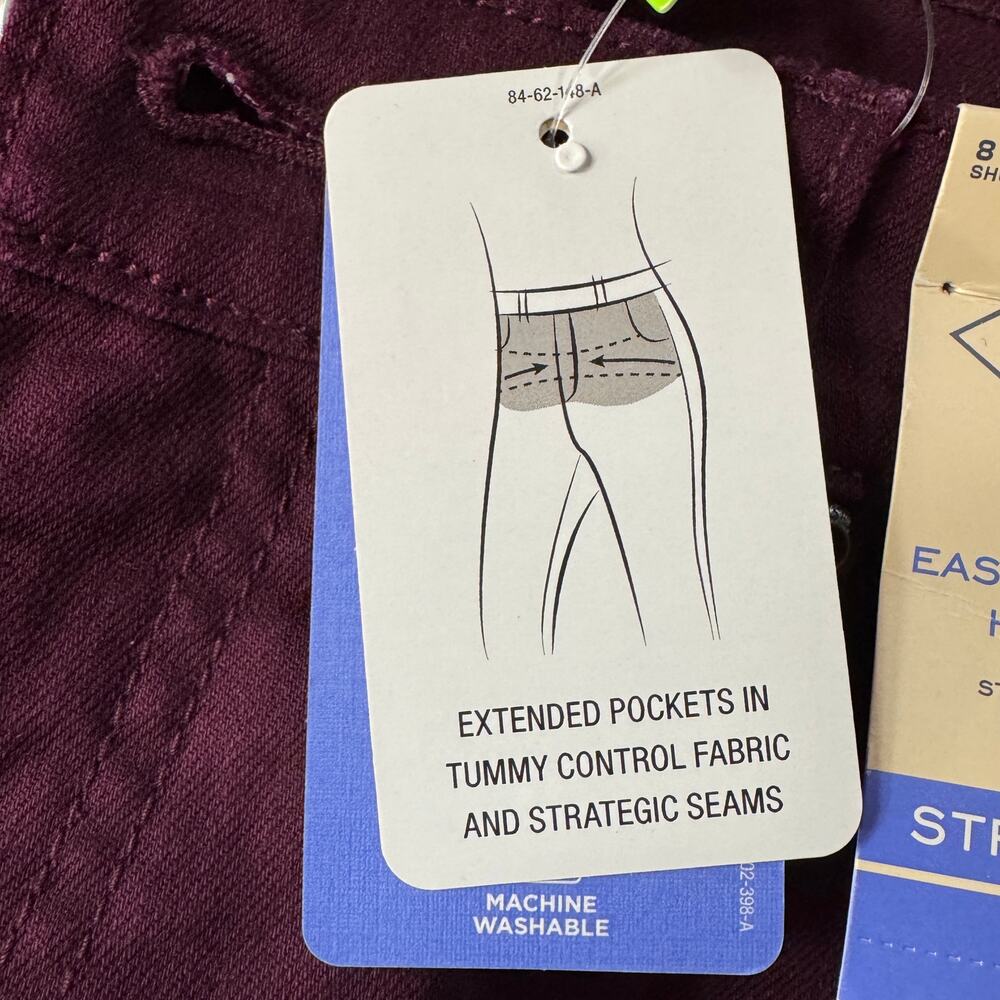 St. John's Bay SZ 8 SHORT Straight Leg Jeans Stretch Mid-Rise Tummy Control New - Picture 9 of 12